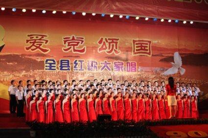 一眼触动的emo文案句句破防游戏画面