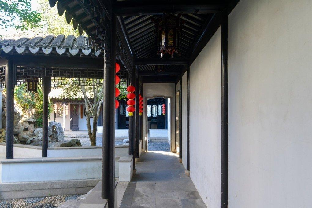 消逝的光芒：信徒
